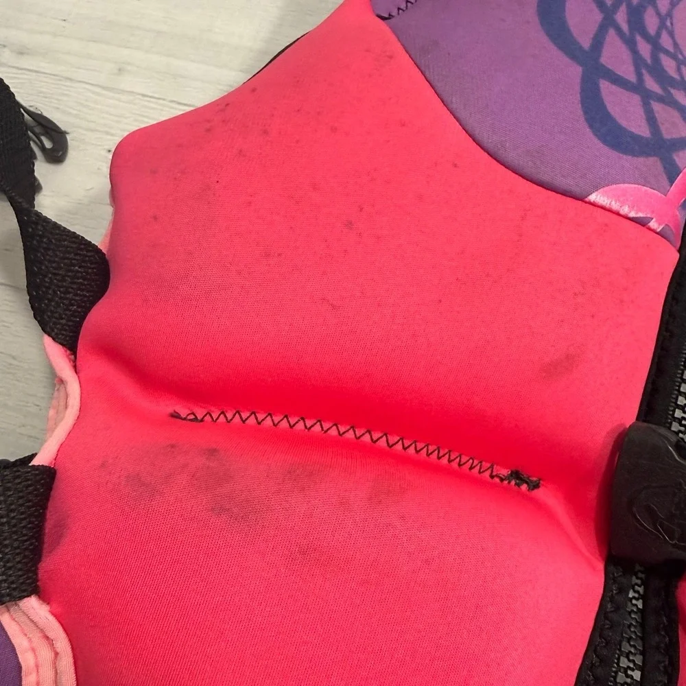 Body glove kids pink and purple neoprene life vest 30-50 pounds
